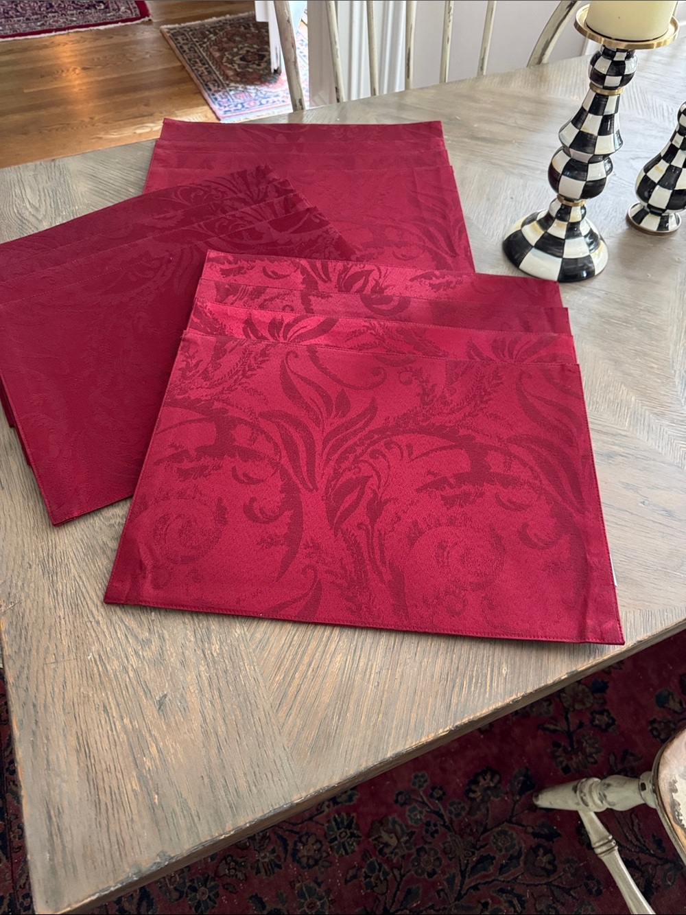 Elegant Damask Burgundy Place Mat Set
